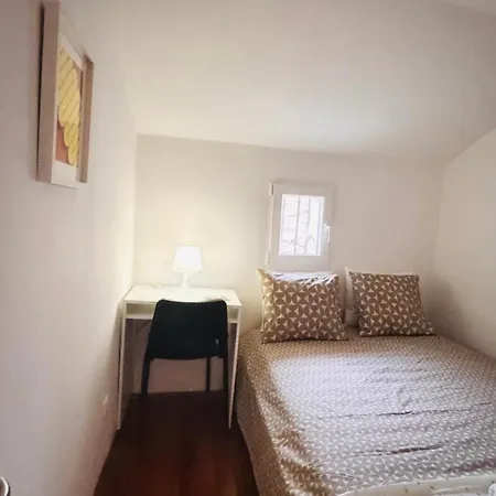 Oliveira Ao Carmo Chiado * Лісабон