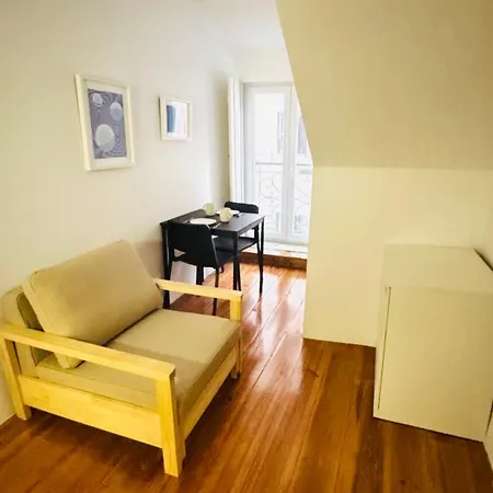 Oliveira Ao Carmo Chiado Апартаменти *